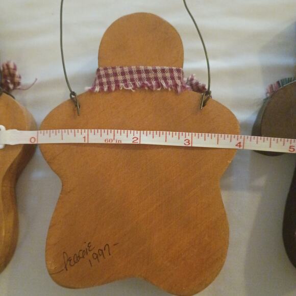 Wooden Handmade Primitive Christmas Gingerbread Ornaments Lot of 3 - Picture 4 of 5